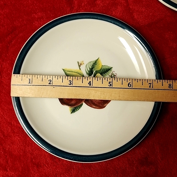 ☆Vintage, Set of 2. Casuals by China Pearl. Salad Plates. Apple Pattern.☆ - Picture 8 of 8